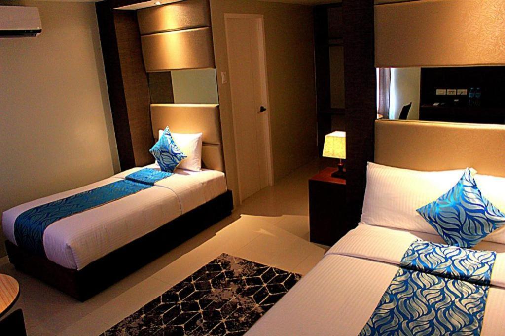 Hotel Estrella Таклобан Экстерьер фото