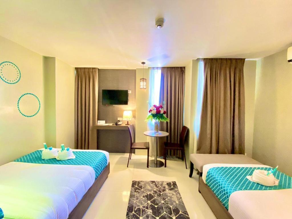 Hotel Estrella Таклобан Экстерьер фото