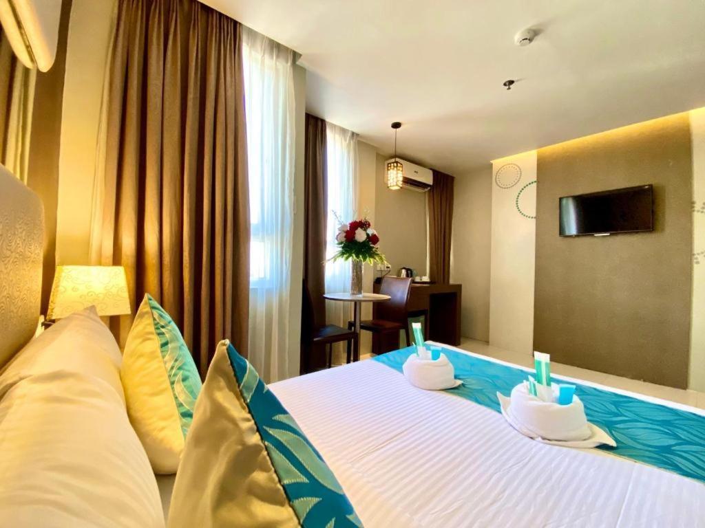 Hotel Estrella Таклобан Экстерьер фото