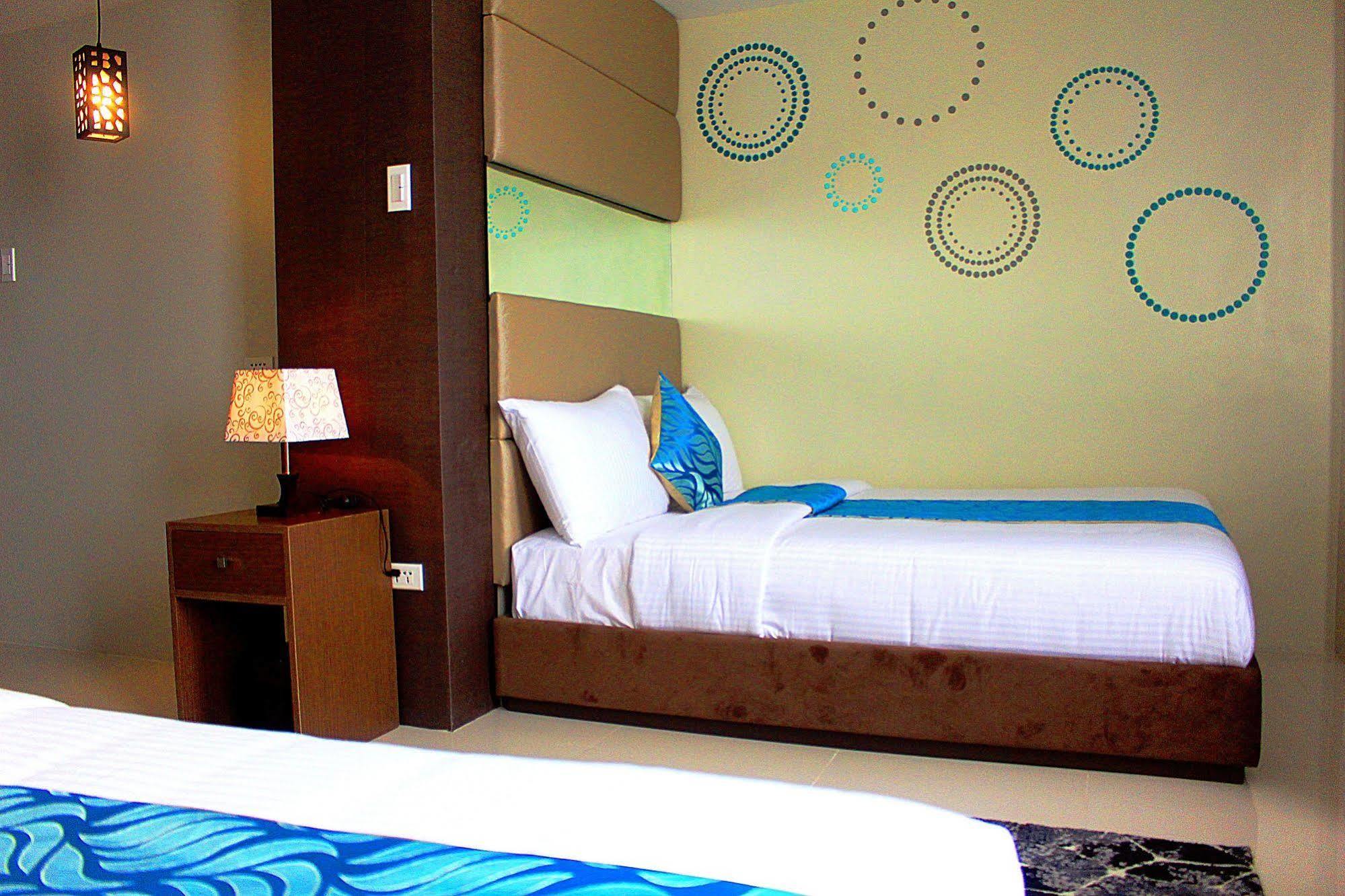 Hotel Estrella Таклобан Экстерьер фото